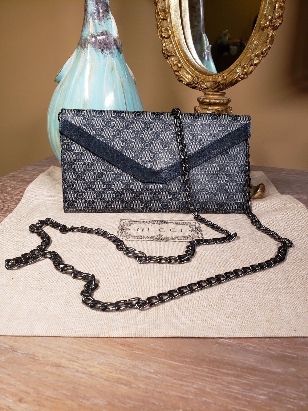 Celine Triomphe Envelope Logo Cluch Wallet w/ Unbranded Chain Crossbody Included - Picture 4 of 9